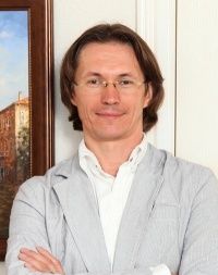 Dr. Pavel Frolov